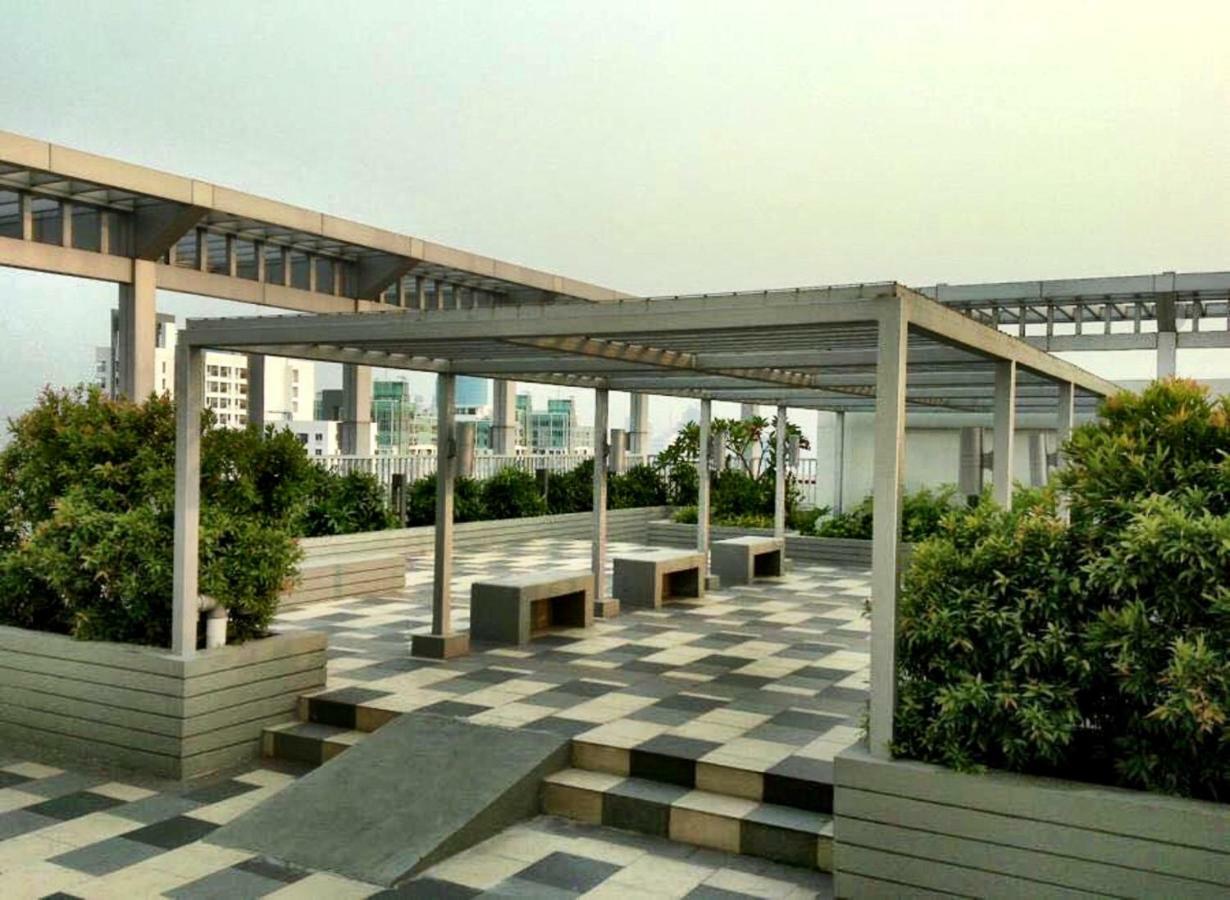 Cosmo Terrace At Thamrin City Giacarta Esterno foto