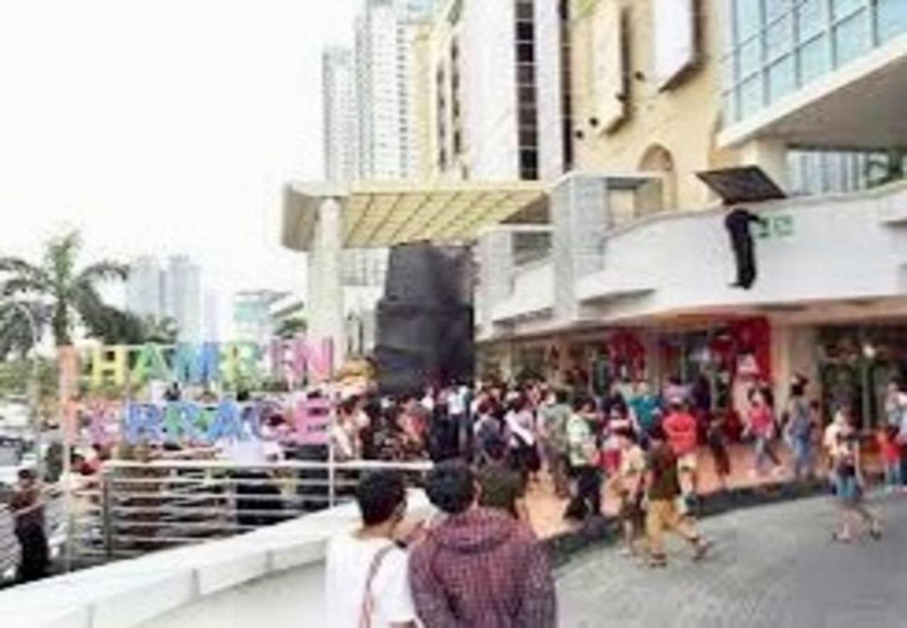 Cosmo Terrace At Thamrin City Giacarta Esterno foto