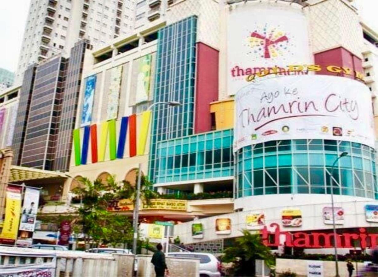 Cosmo Terrace At Thamrin City Giacarta Esterno foto